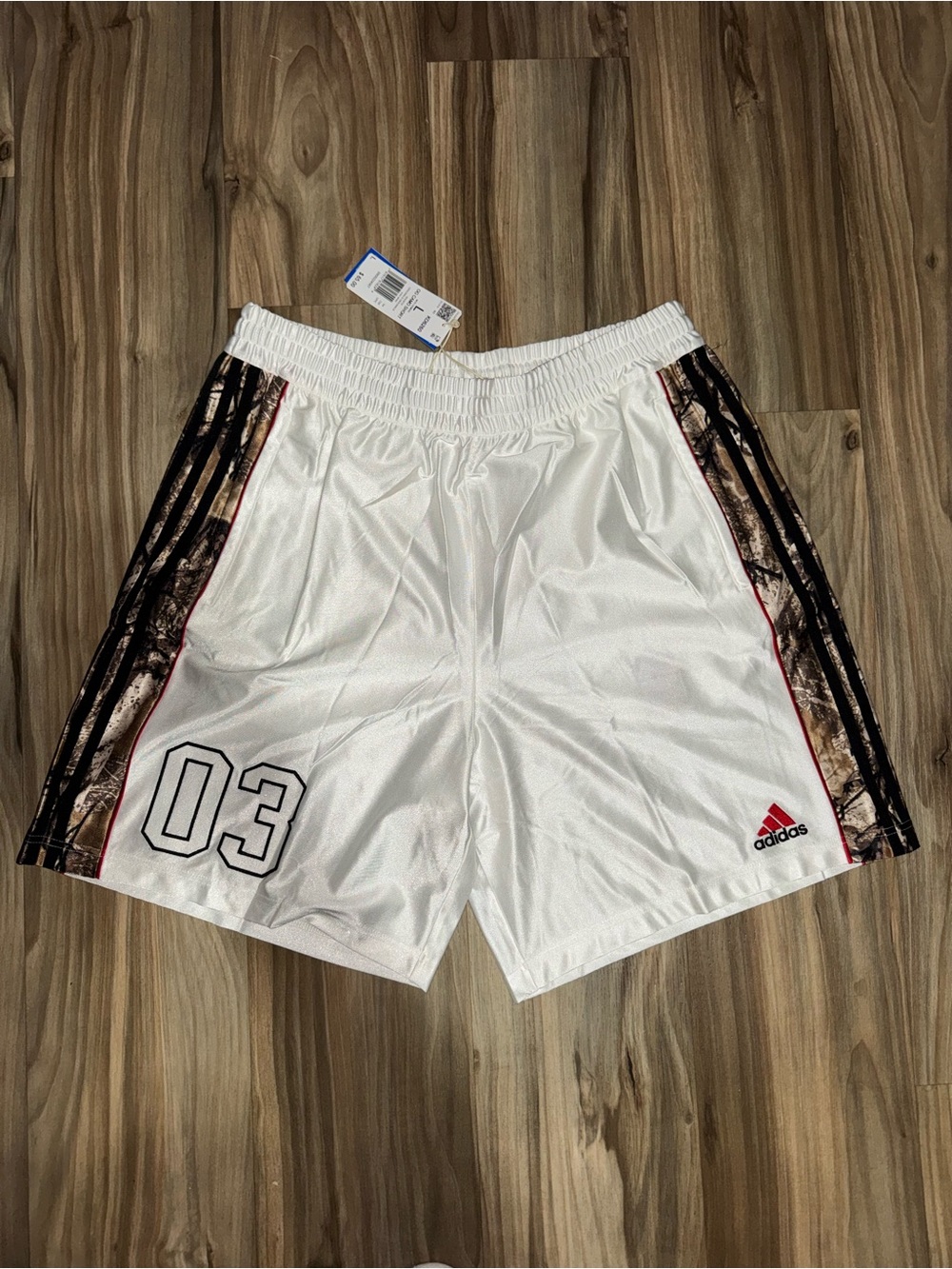 adidas Originals Camo Shorts Mens Size L Casual Athletic Bottoms KD6260